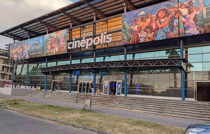 Cine